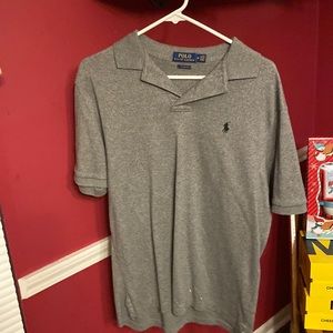 Men’s gray polo